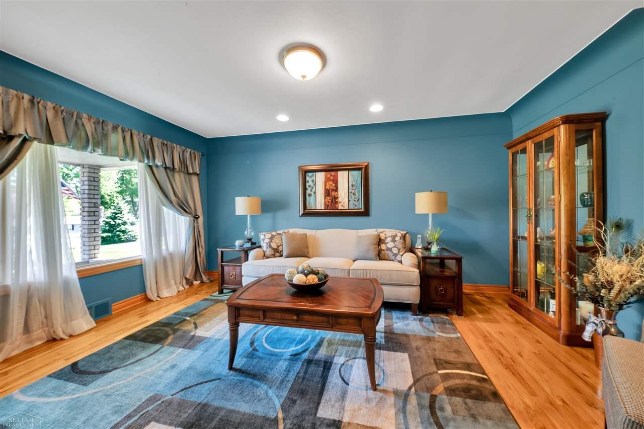 560 John R Road Rochester, MI 48307 - Photo 11 of 51 50044237-10.JPG