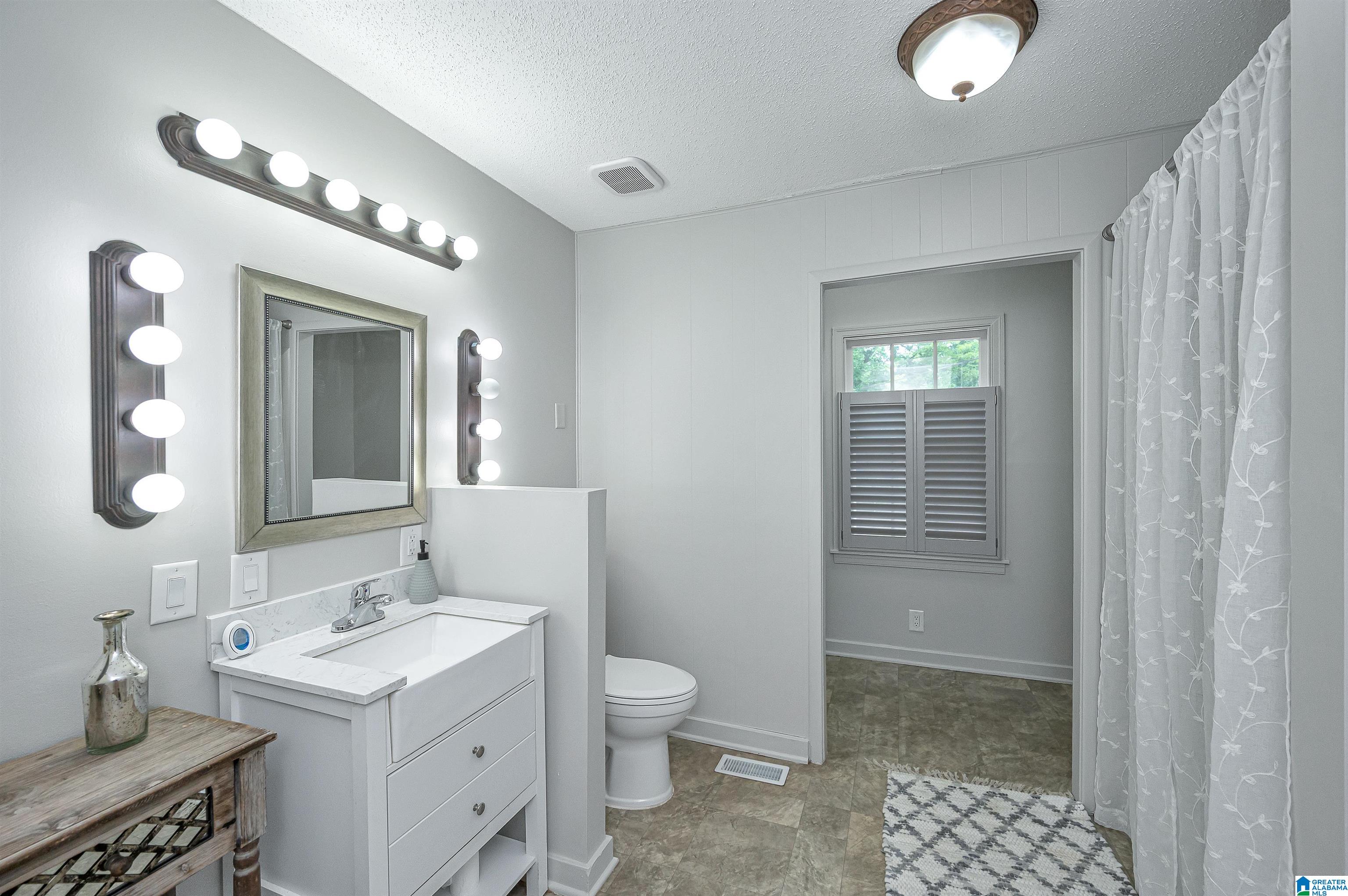 220 Raleigh Avenue Birmingham, AL 35209 - Photo 29 of 50