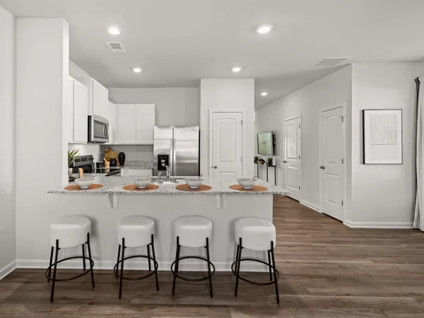 $2,500 | 5976 Skylar Drive, Atlanta, GA 30331