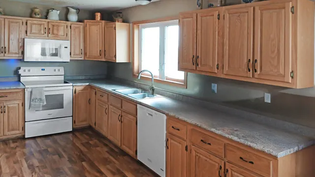 $249,000 | 104 6th Avenue Southeast, Verndale, MN 56481