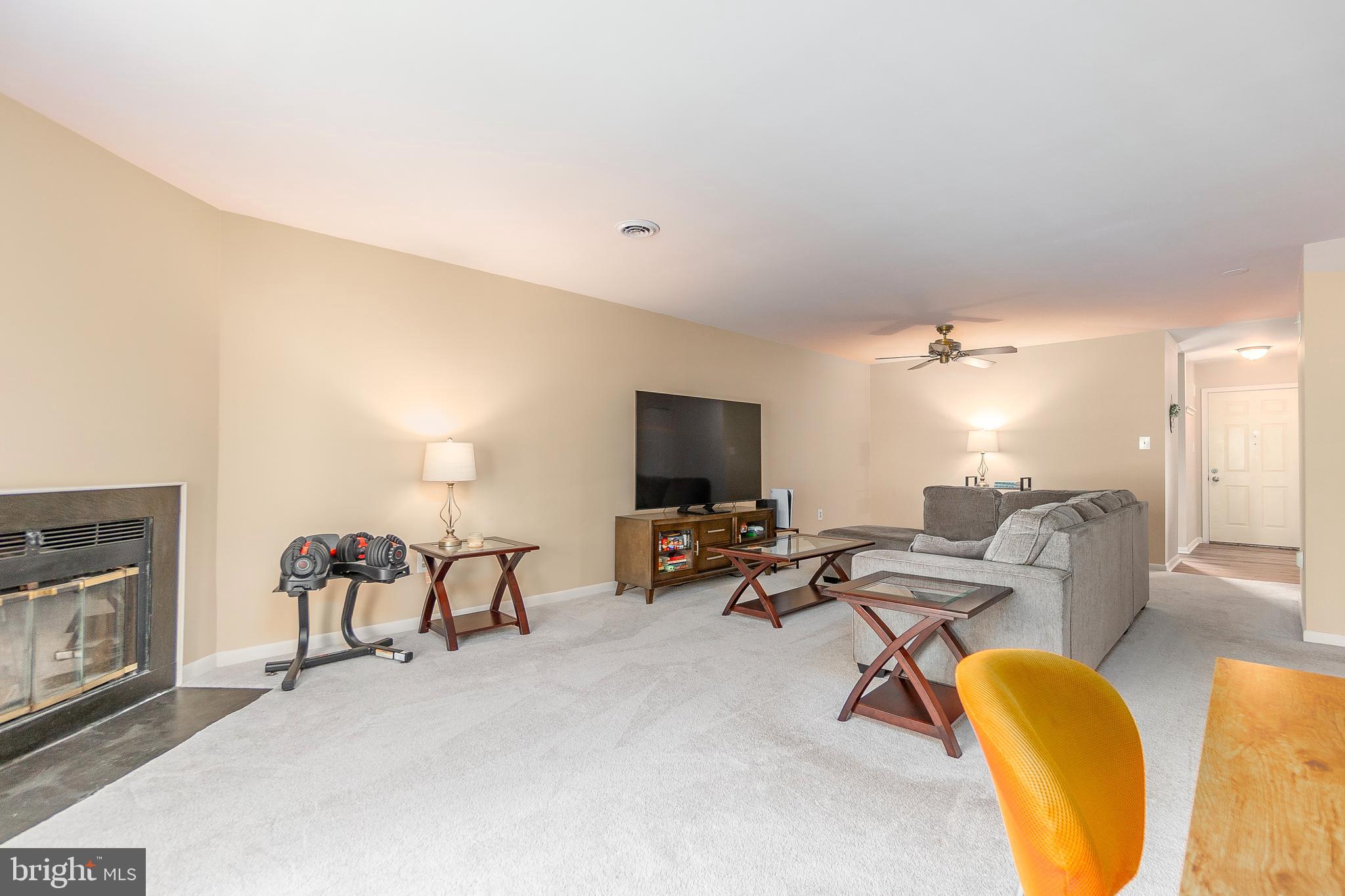 118 Valley Stream Circle Chesterbrook, PA 19087 - Photo 6 of 25 Gallery Image 6