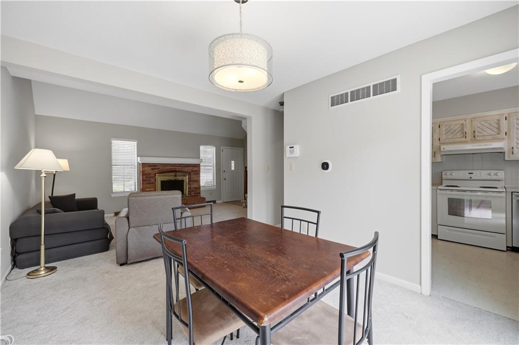 131 Southwest Donovan Road Lee's Summit, MO 64063 - Photo 10 of 22 Gallery Image 10
