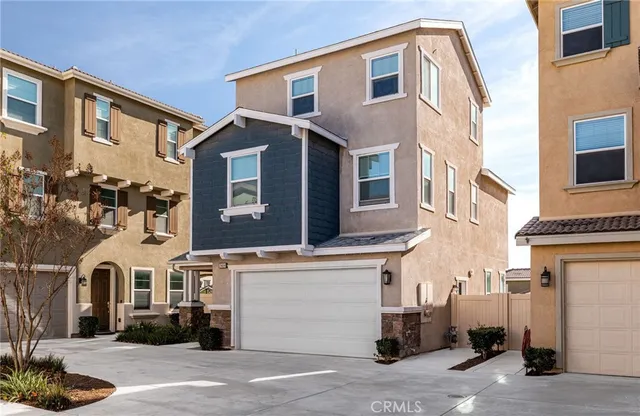 $585,900 | 7404 Hawkeye Ridge Road, Jurupa Valley, CA 92509