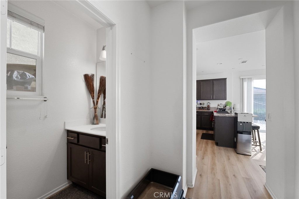 7404 Hawkeye Ridge Road Jurupa Valley, CA 92509 - Photo 4 of 42