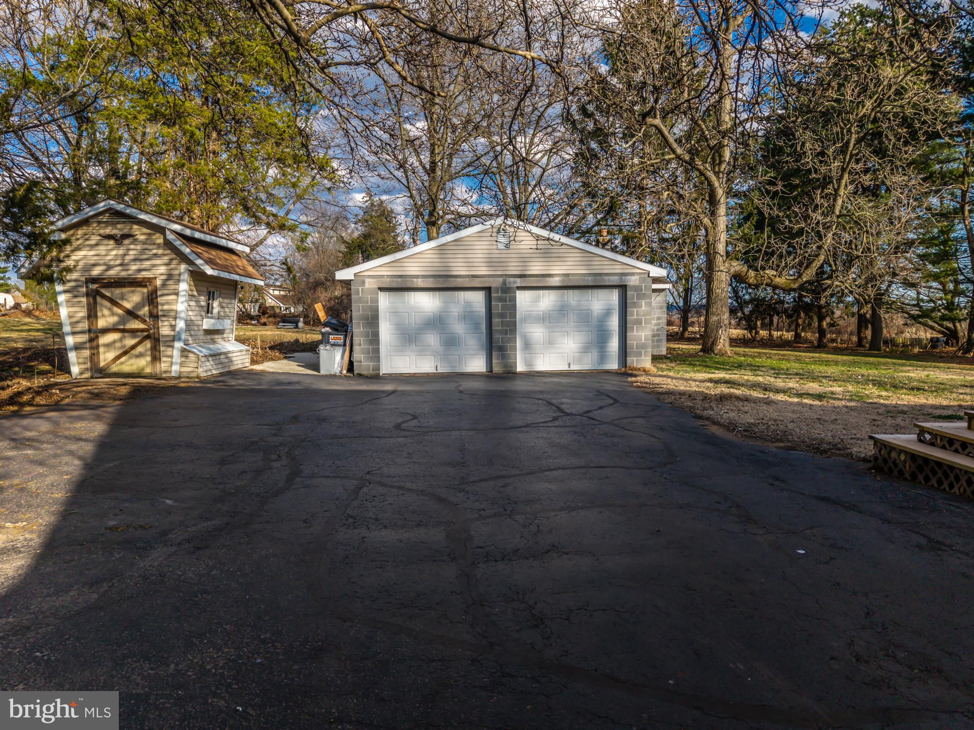 183 Worman Road Douglassville, PA 19518 - Photo 4 of 60