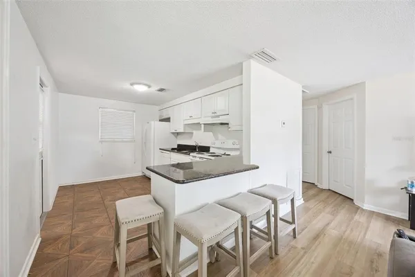 $620,000 | 800 North Westmoreland Drive, Orlando, FL 32804