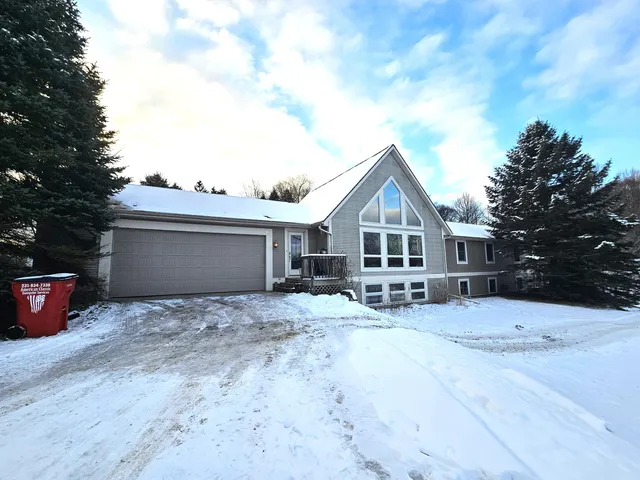 $398,500 | 350 Mary Court, Hesperia, MI 49421