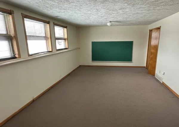 $398,500 | 350 Mary Court, Hesperia, MI 49421