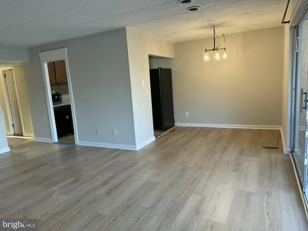 $2,100 | 2630 Fort Farnsworth Road, Unit 148, Alexandria, VA 22303