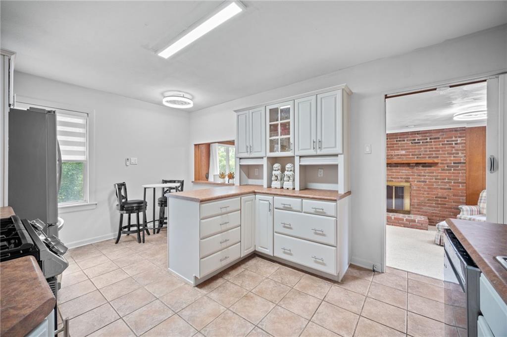 405 Routh Street Monroeville, PA 15146 - Photo 11 of 39