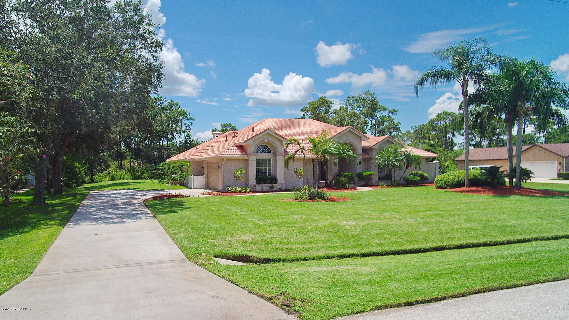 3755 Big Pine Road Melbourne, FL 32934 - Photo 2 of 73 Front View2