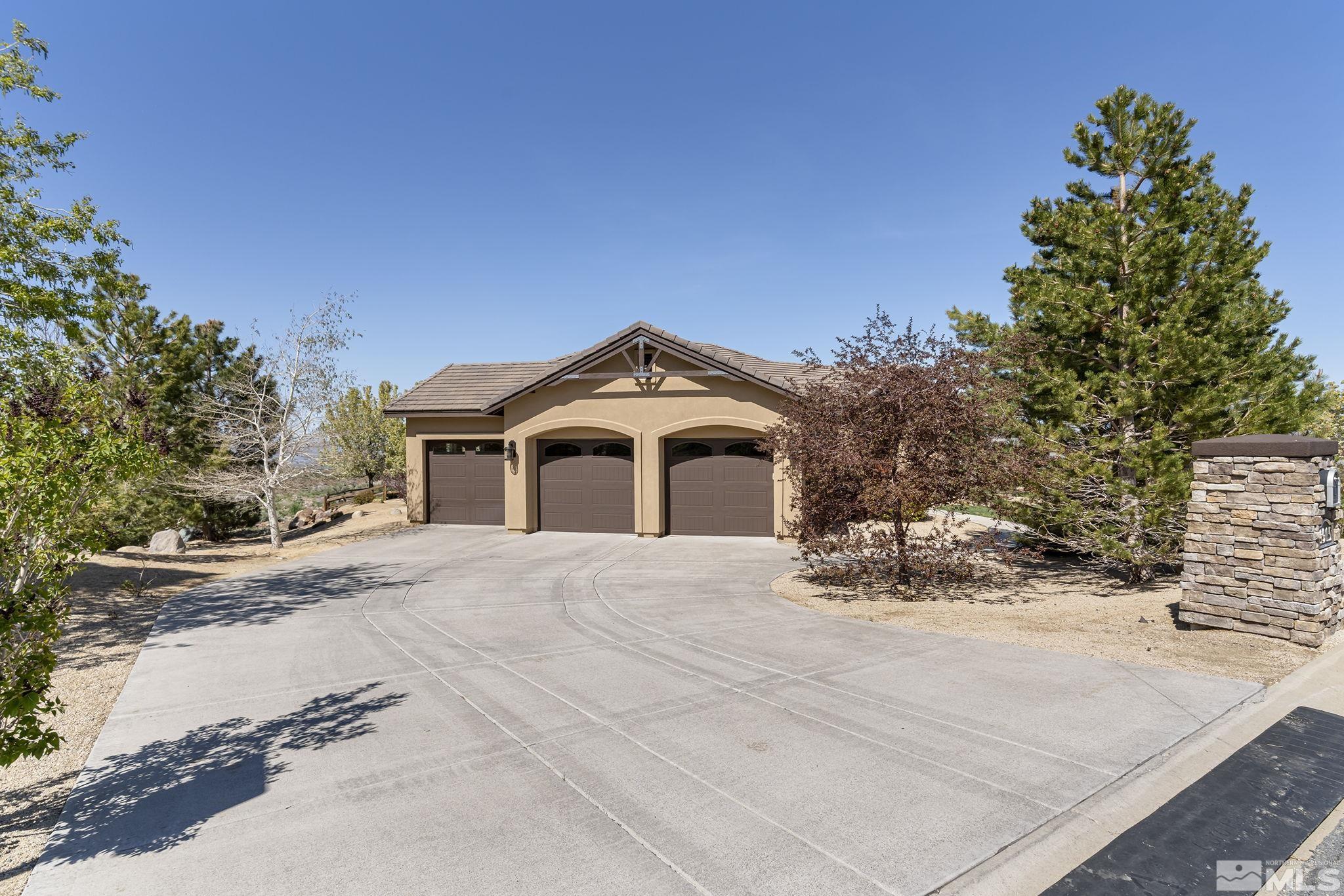3905 Mules Ear Court Reno, NV 89511 - Photo 4 of 36 Photo 4