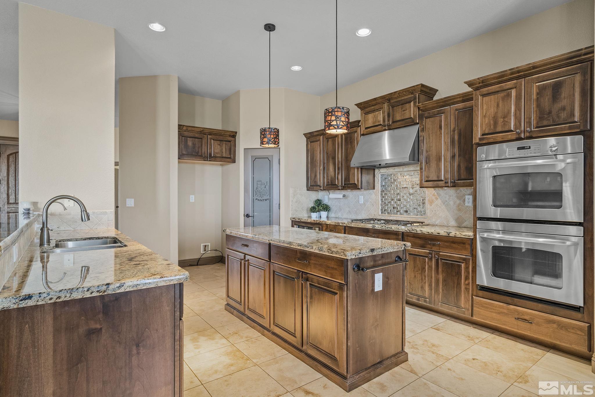 3905 Mules Ear Court Reno, NV 89511 - Photo 5 of 36 Photo 5