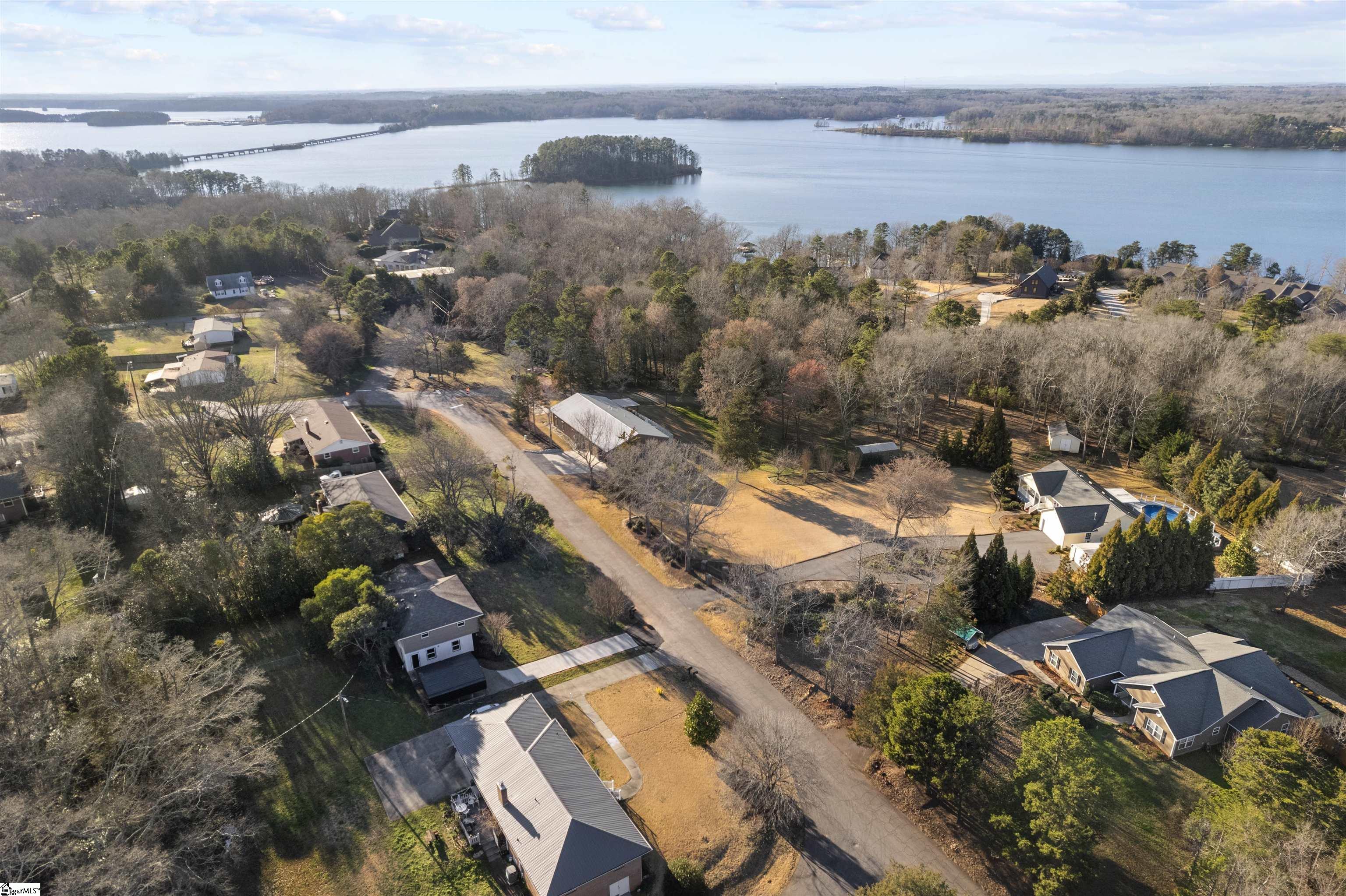 102 Inlet Drive Anderson, SC 29625 - Photo 22 of 30 Gallery Image 22
