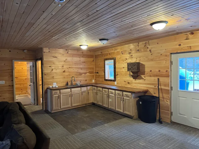 $184,900 | 7423 South Nelson Road, Chase, MI 49623