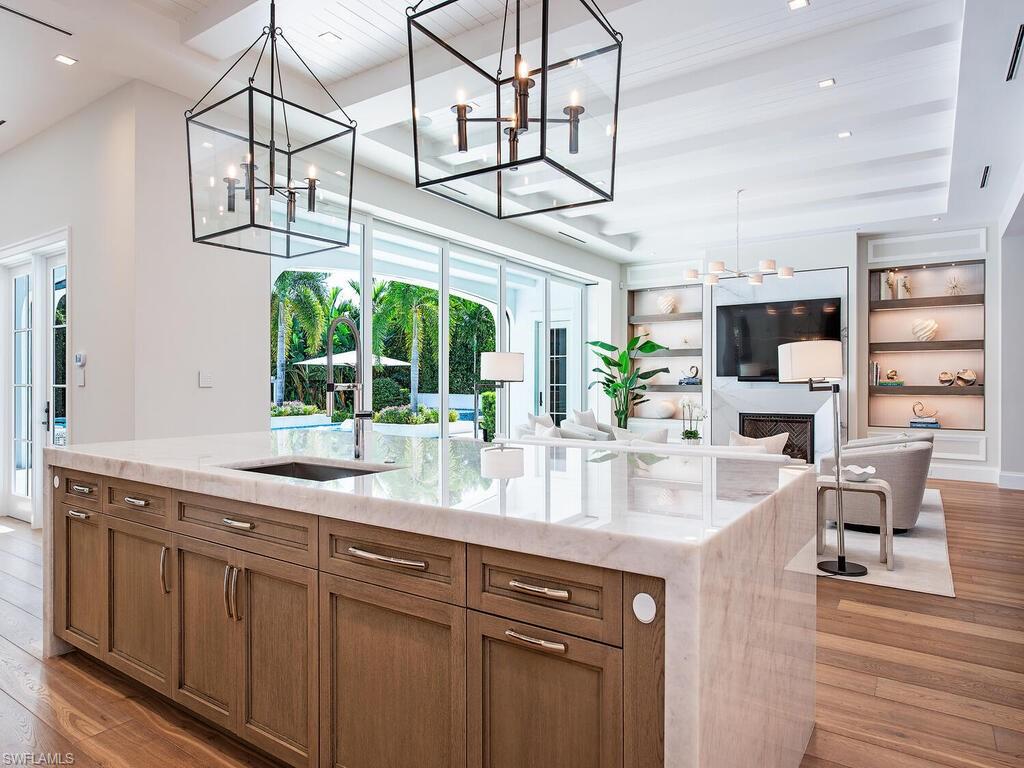 1675 Gordon Drive Naples, FL 34102 - Photo 12 of 48