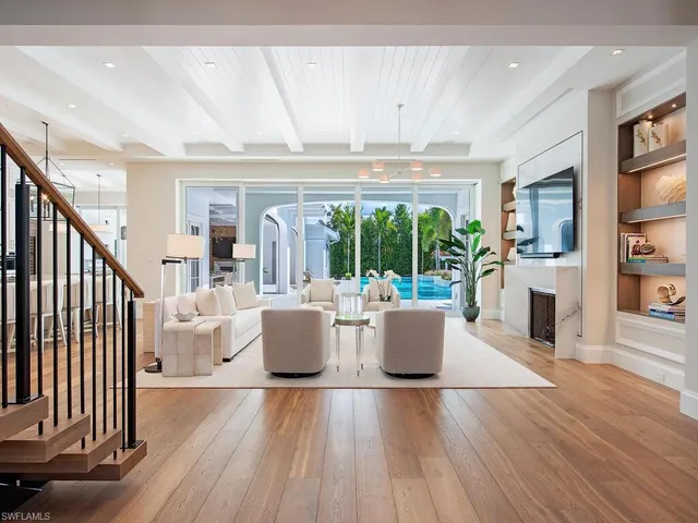 $20,950,000 | 1675 Gordon Drive, Naples, FL 34102