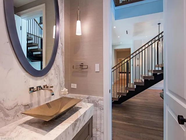 $20,950,000 | 1675 Gordon Drive, Naples, FL 34102