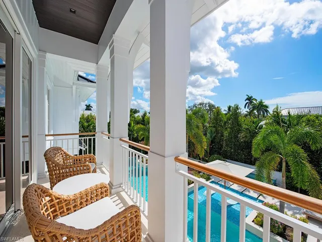 $20,950,000 | 1675 Gordon Drive, Naples, FL 34102