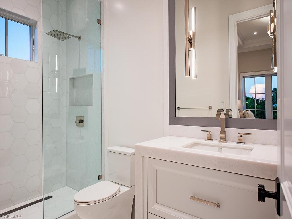 1675 Gordon Drive Naples, FL 34102 - Photo 39 of 48