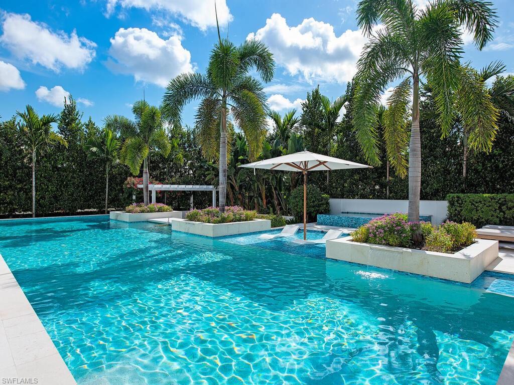 1675 Gordon Drive Naples, FL 34102 - Photo 41 of 48