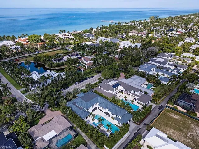 $20,950,000 | 1675 Gordon Drive, Naples, FL 34102
