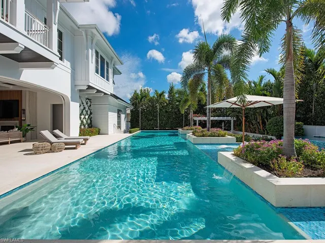 $20,950,000 | 1675 Gordon Drive, Naples, FL 34102