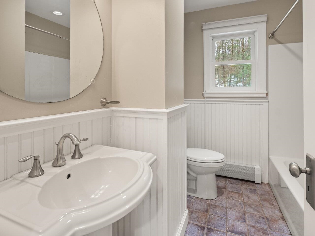 274 Enos Road Hinesburg, VT 05461 - Photo 17 of 35