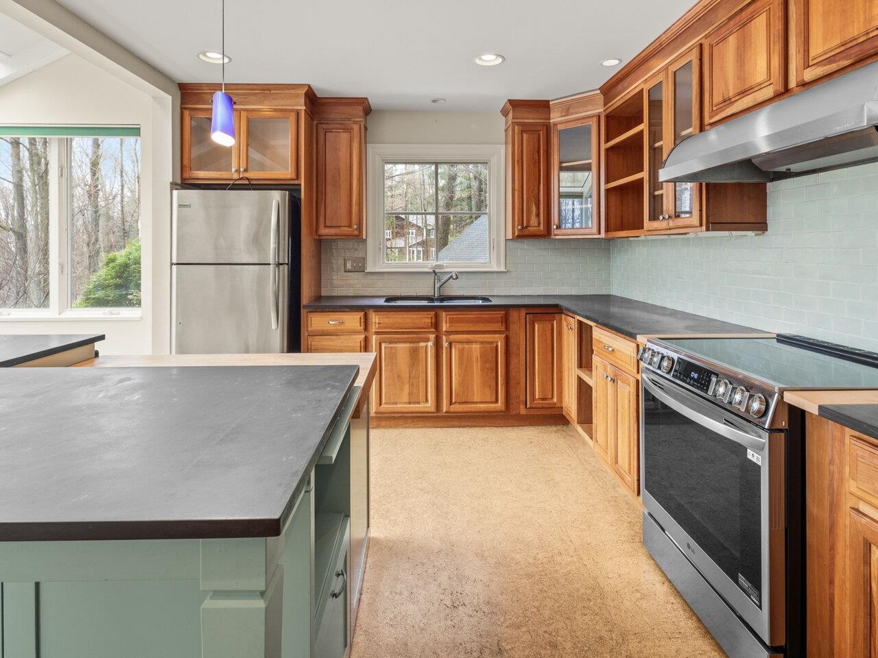 274 Enos Road Hinesburg, VT 05461 - Photo 22 of 35