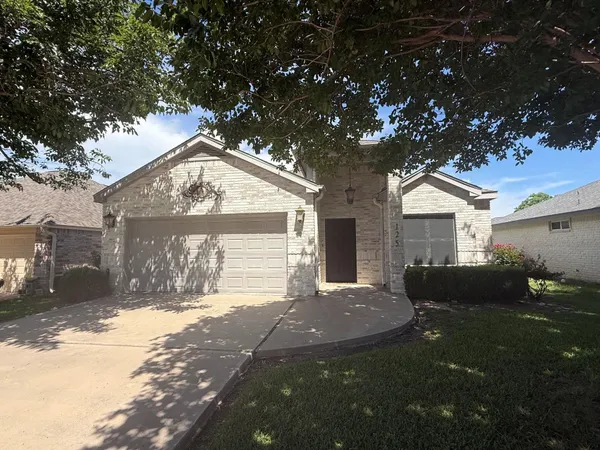 $2,400 | 125 Dove Lane, Meadowlakes, TX 78654