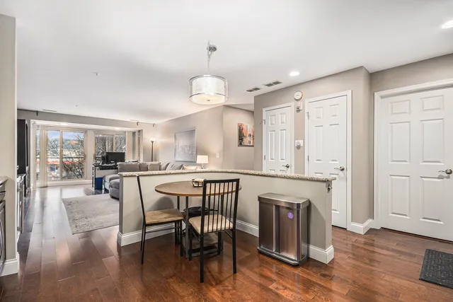 $349,000 | 50 Bokelman Street, Unit 234, Roselle, IL 60172