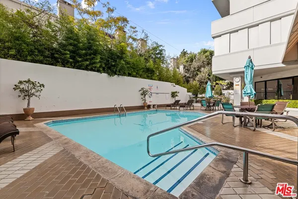 $925,000 | 10660 Wilshire Boulevard, Unit 703, Los Angeles, CA 90024