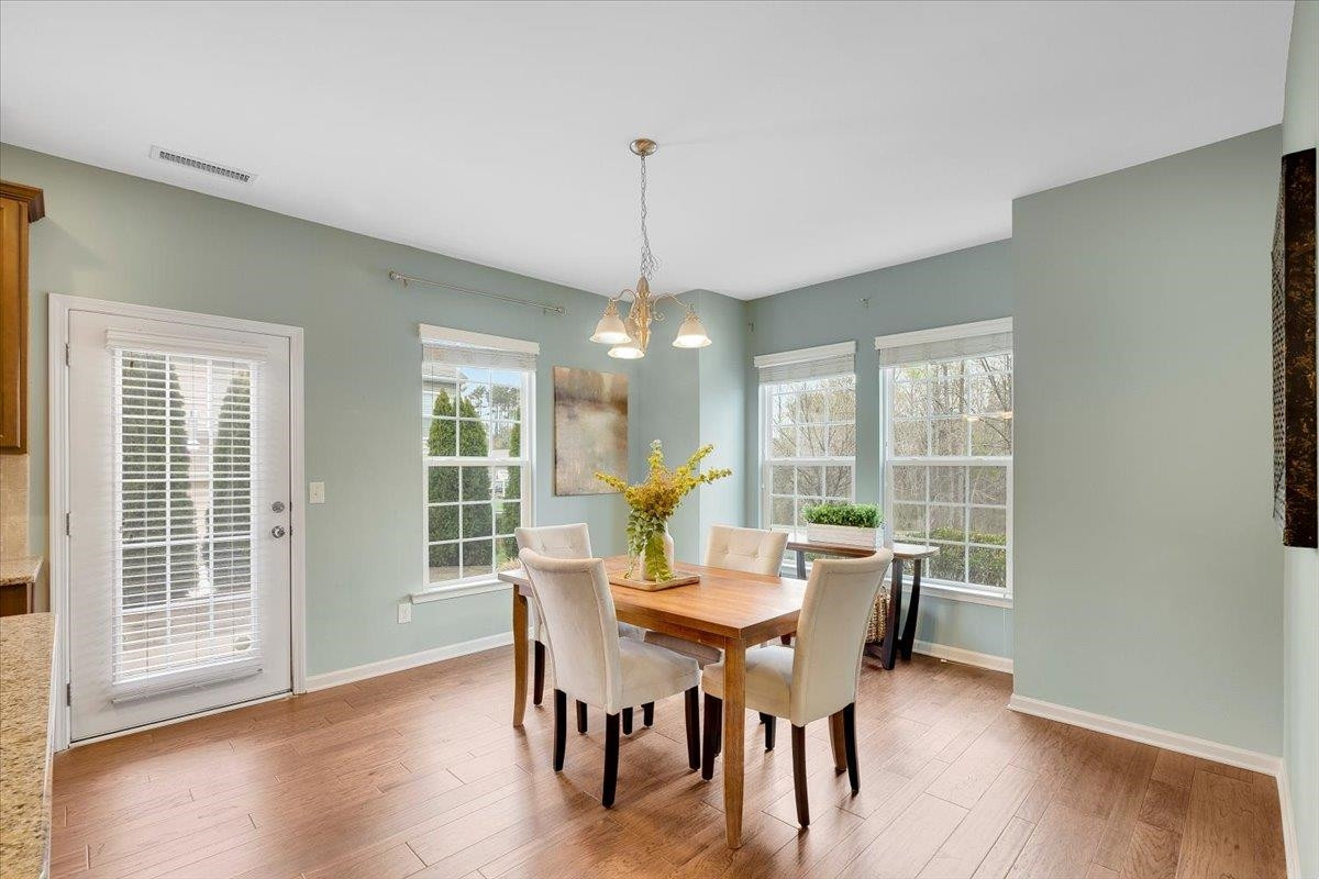 400 Provincial Street Raleigh, NC 27603 - Photo 8 of 20 Dining Area
