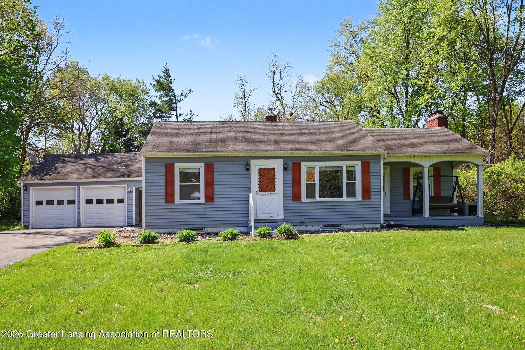 2379 Mt Hope Road Okemos, MI 48864 - Photo 2 of 29 002_file_6272