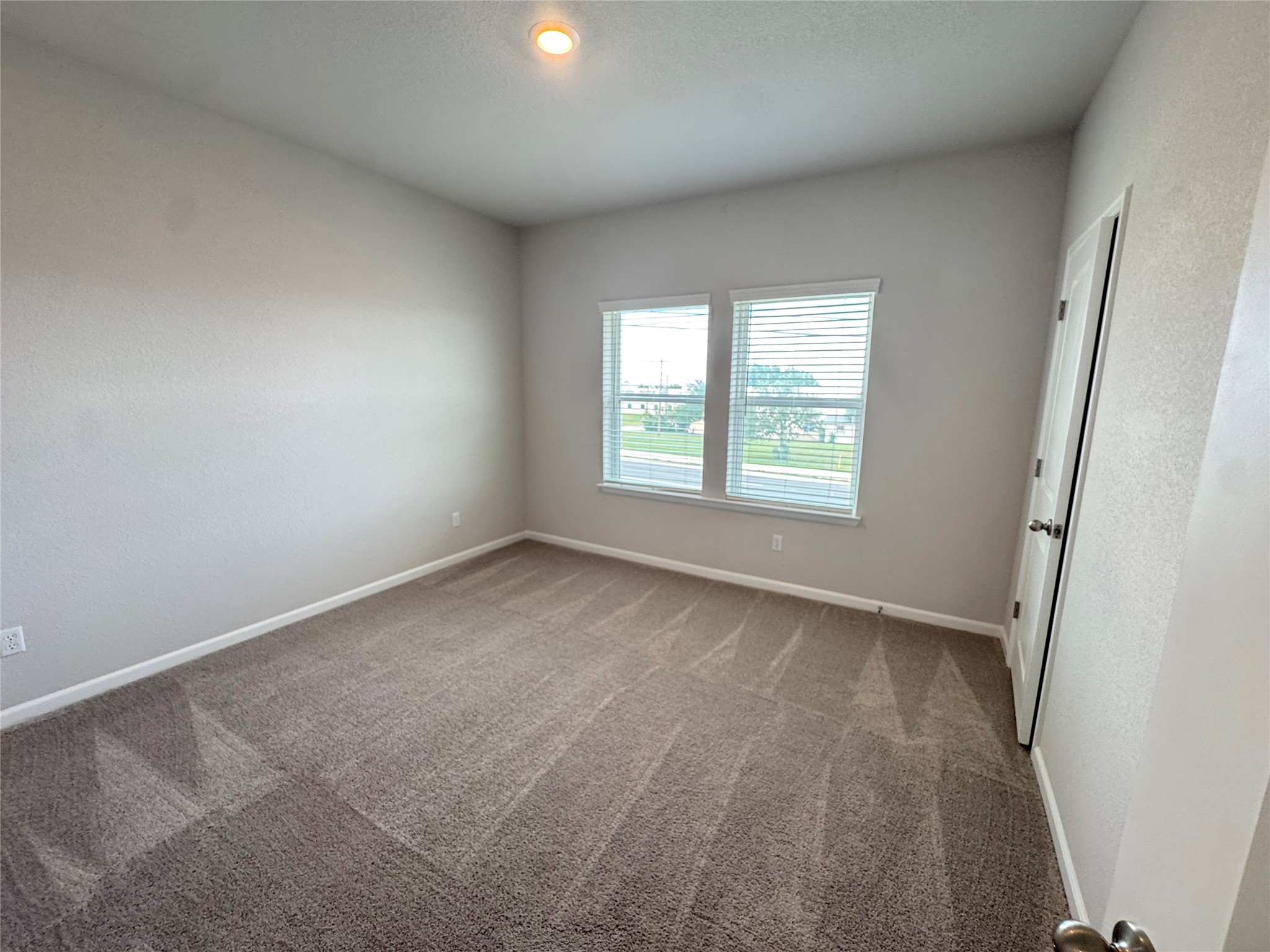 3000 Chisholm Trail Road, Unit 3 Round Rock, TX 78681 - Photo 22 of 28 an empty room with a window