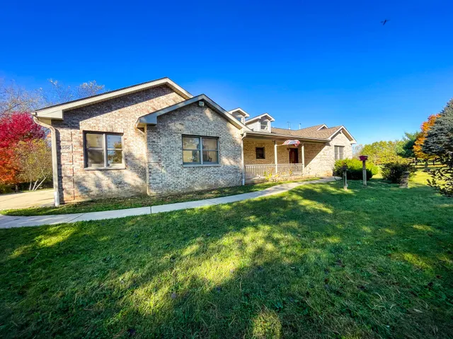 $899,900 | 9506 296th Avenue, Salem Lakes, WI 53168