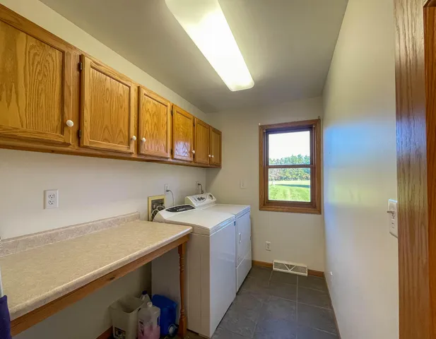 $899,900 | 9506 296th Avenue, Salem Lakes, WI 53168