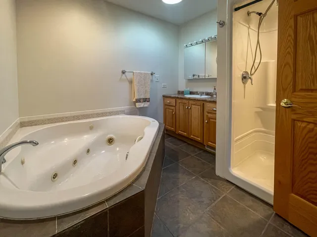 $899,900 | 9506 296th Avenue, Salem Lakes, WI 53168