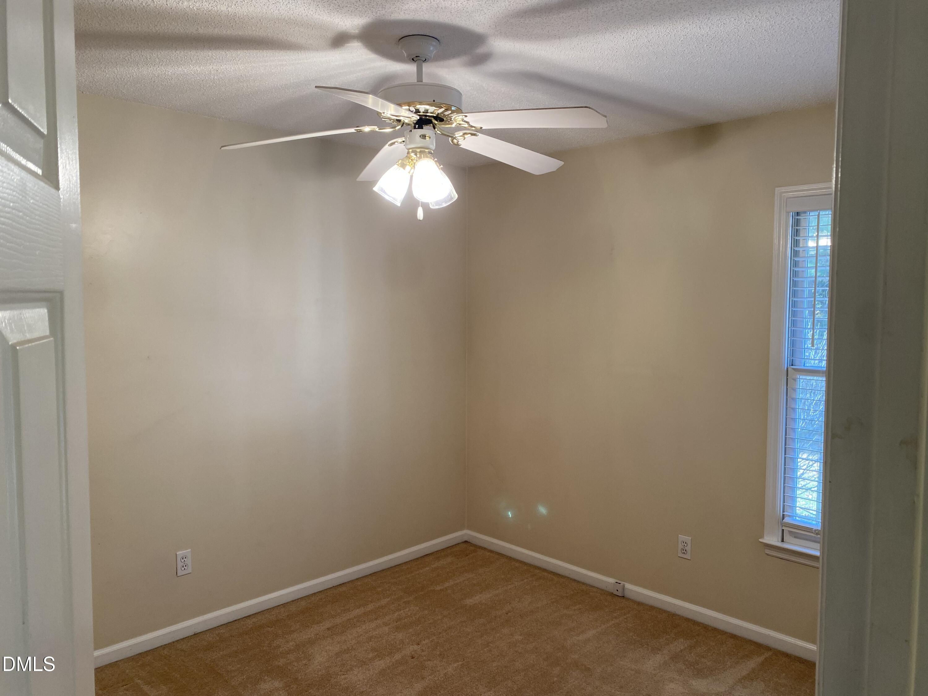 1309 Squire Ridge Drive Fuquay-Varina, NC 27526 - Photo 4 of 14 IMG_0167 (1)