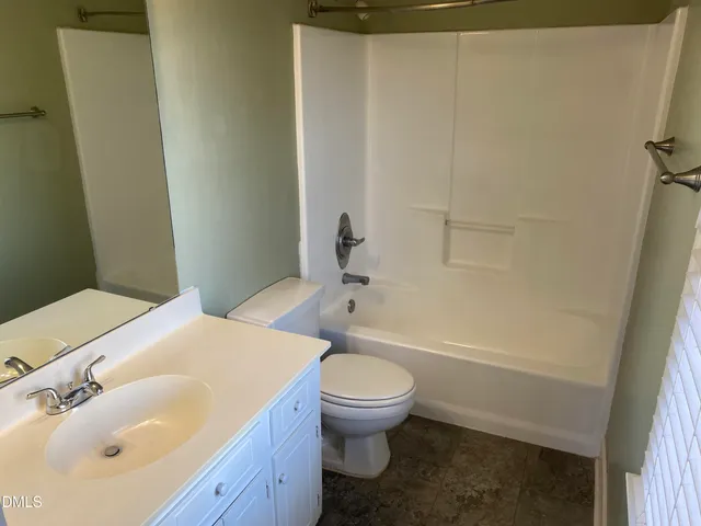 $1,750 | 1309 Squire Ridge Drive, Fuquay-Varina, NC 27526