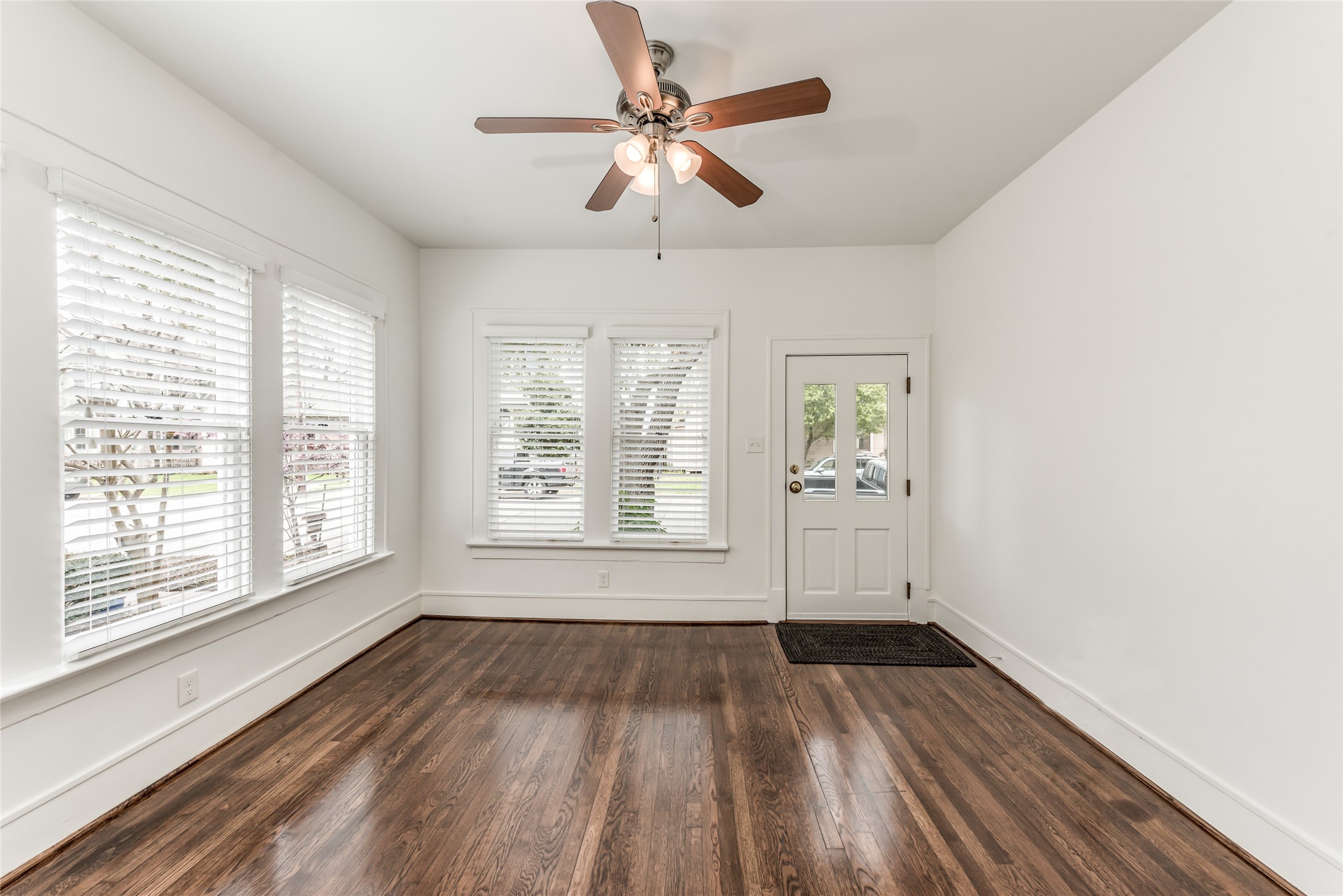 2003 Lubbock Street Houston, TX 77007 - Photo 5 of 19