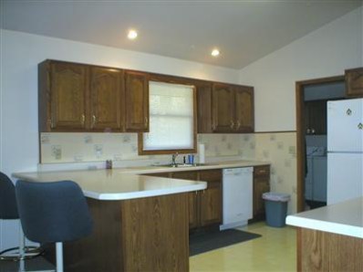7022 Spring Court Demotte, IN 46310 - Photo 9 of 10 398x298