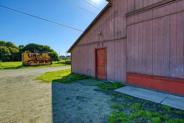 $5,950,000 | 7201 Hwy 1 Moss Landing, Moss Landing, CA 95039