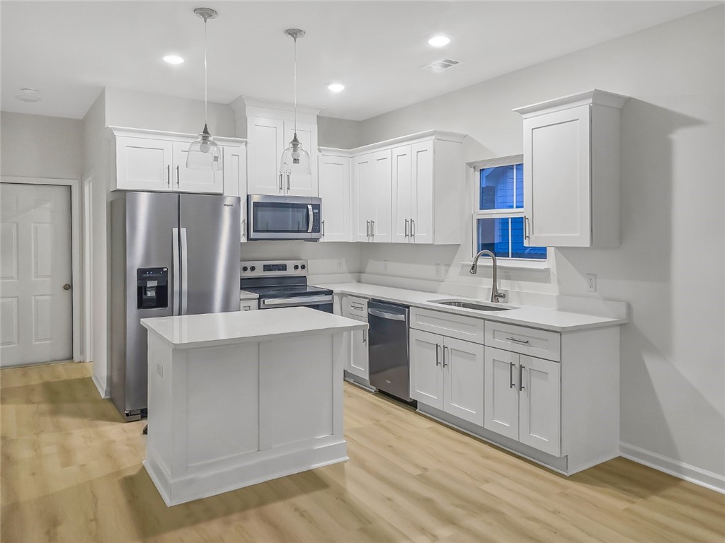 2003 Tuskegee Street Atlanta, GA 30315 - Photo 8 of 33 COZY KITCHEN
