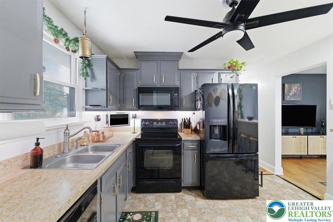 249 West Street Bath, PA 18014 - Photo 10 of 25