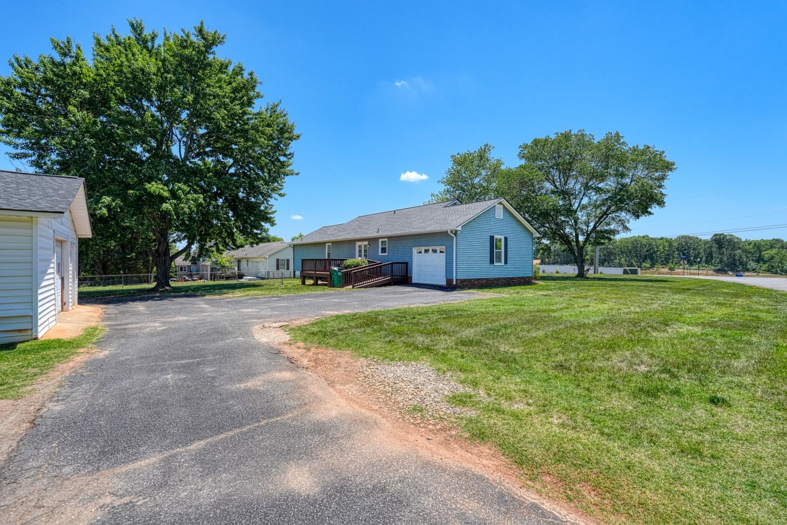 241 Mason Drive Inman, SC 29349 - Photo 30 of 36