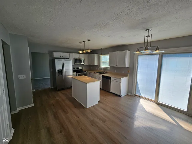 $1,999 | 5627 Pillory Way, Indianapolis, IN 46254