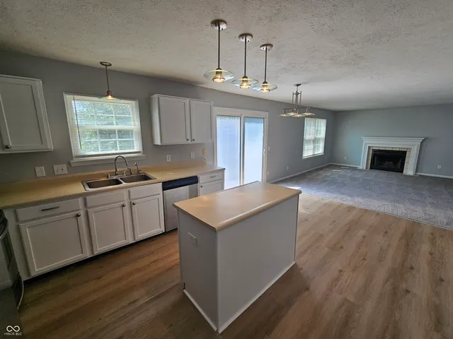 $1,999 | 5627 Pillory Way, Indianapolis, IN 46254