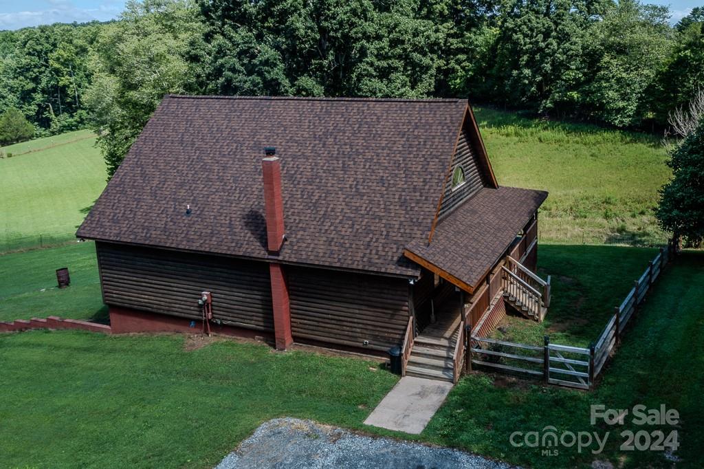 3346 Clarks Chapel Road Lenoir, NC 28645 - Photo 3 of 48