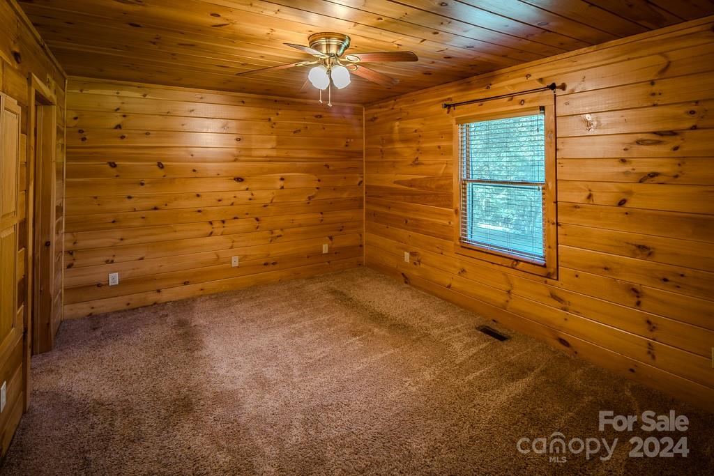 3346 Clarks Chapel Road Lenoir, NC 28645 - Photo 32 of 48